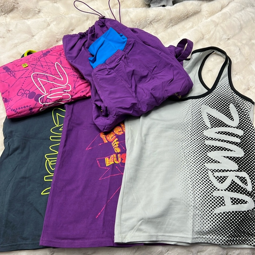 Zumba Workout Clothes Lot (3 tank tops, 2 pants)